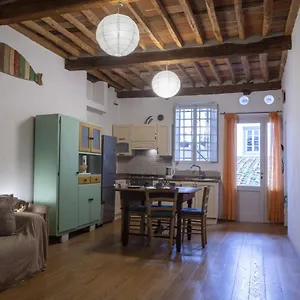 Degli Asili - Affitti Brevi Italia , Lucca Italia